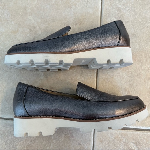 Vionic Kensley NEW pewter women's loafer - Picture 8 of 11